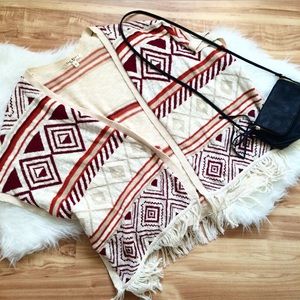 Boho fringed knitted poncho